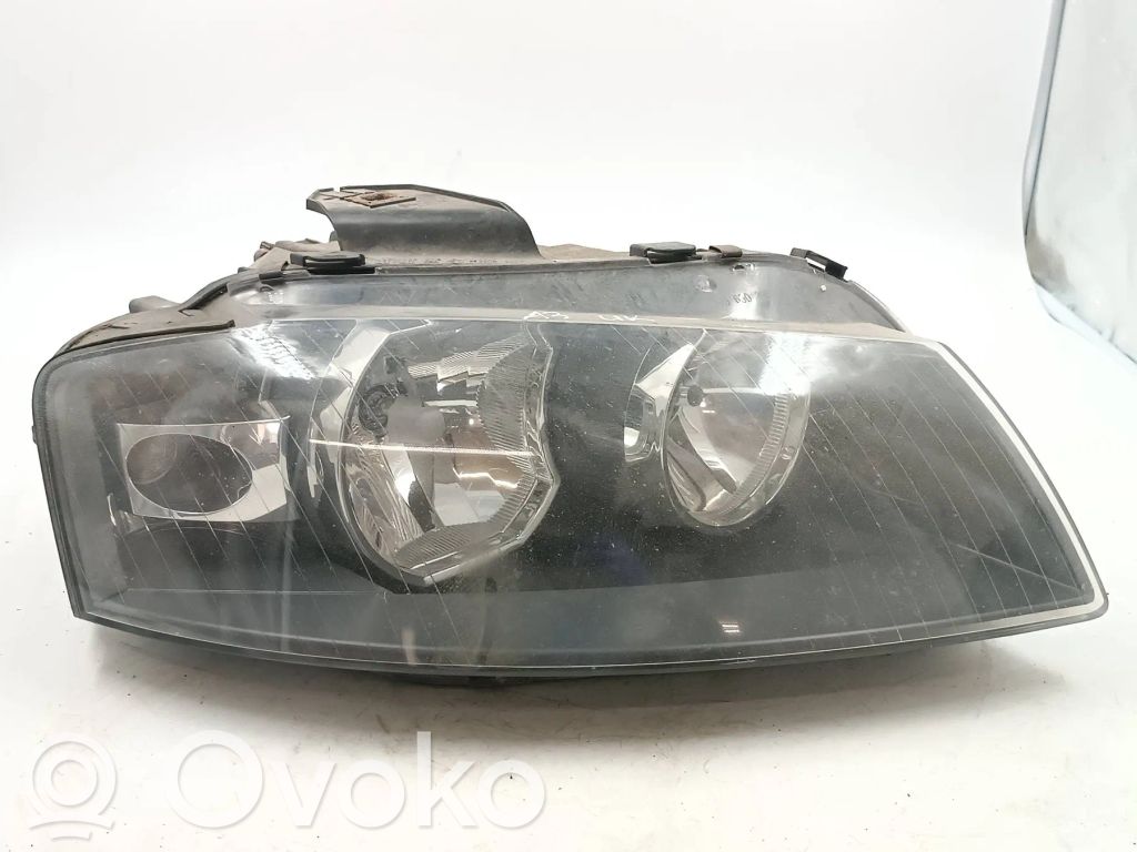 Audi A3 S3 8P Lampa przednia 