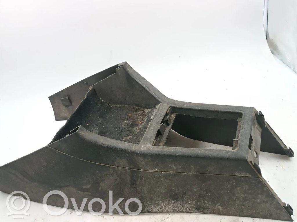 Audi 80 90 S2 B4 Centrinė konsolė 