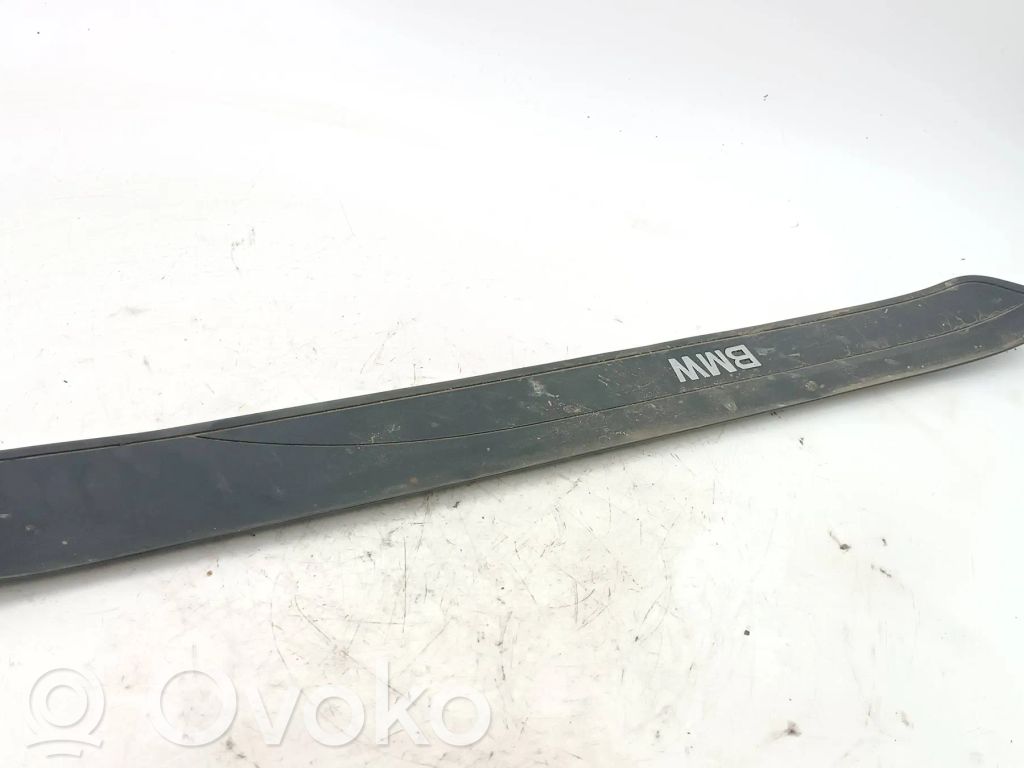 BMW 3 E90 E91 Moldura protectora del borde delantero 