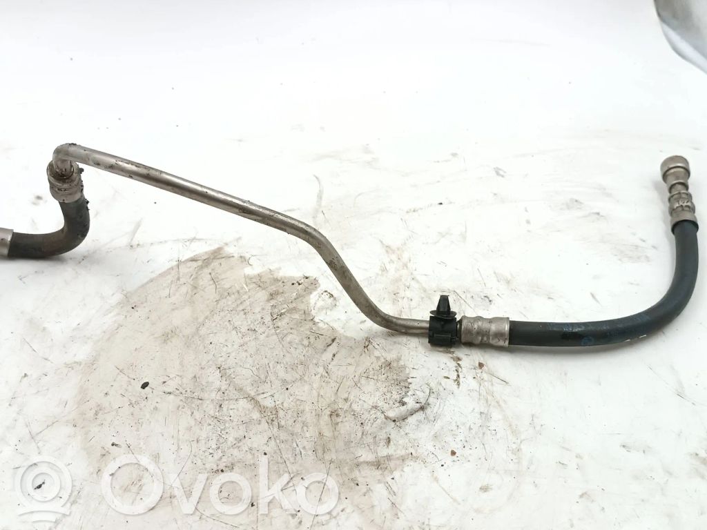 BMW 3 E90 E91 Leitung / Schlauch Kraftstoff 
