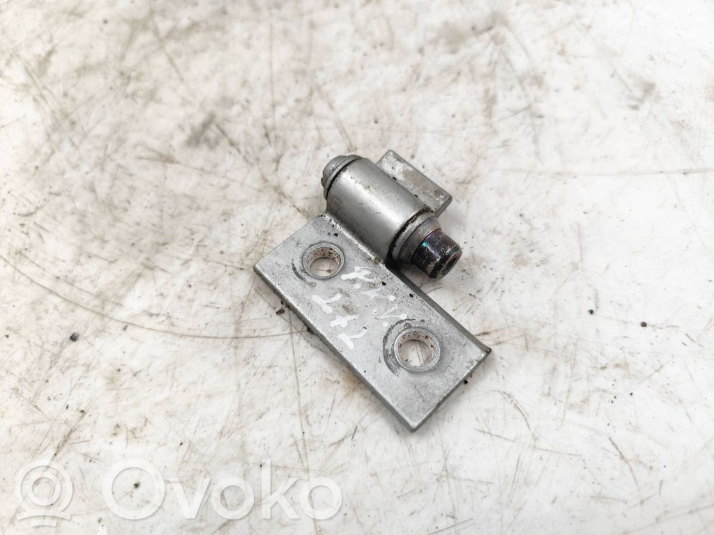 BMW 5 E39 Front door upper hinge 