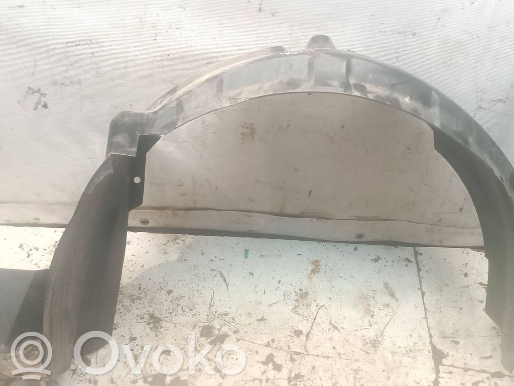 KIA Carnival Nadkole przednie 