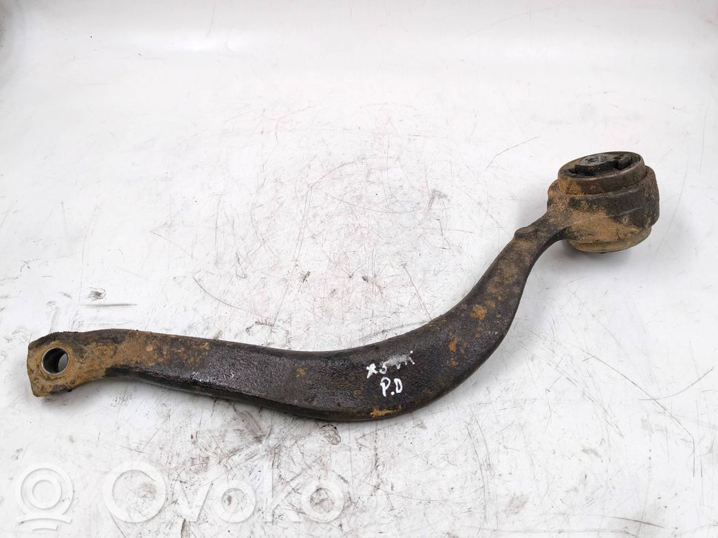 Front lower control arm/wishbone   7371