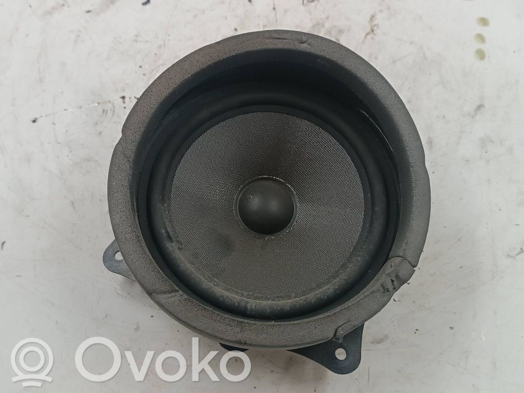 Altavoz de la puerta trasera   4910430713