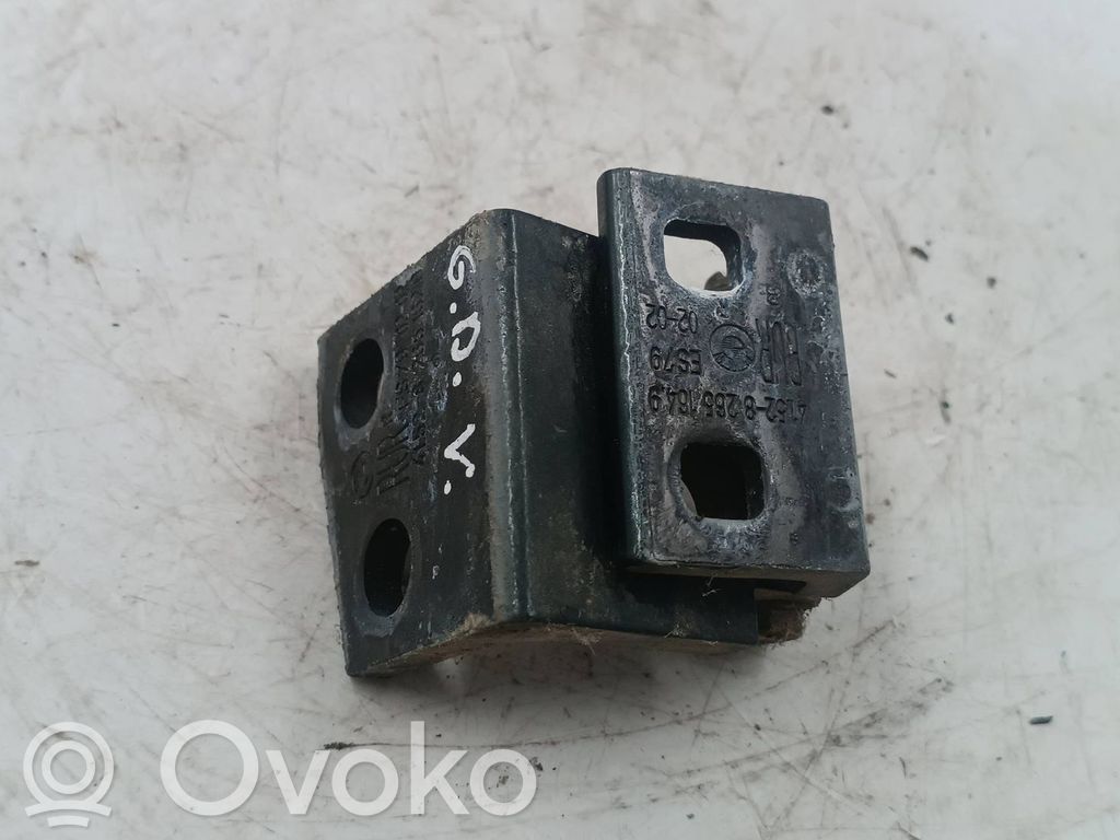 BMW X5 E53 Rear door upper hinge 