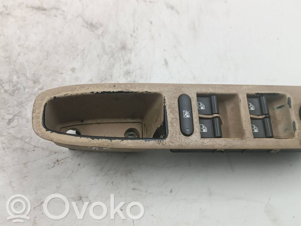 Alfa Romeo 159 Electric window control switch 