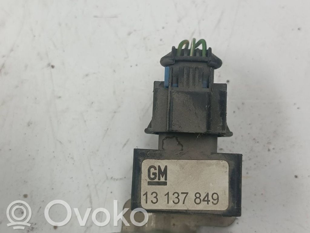 Sensor   13137849