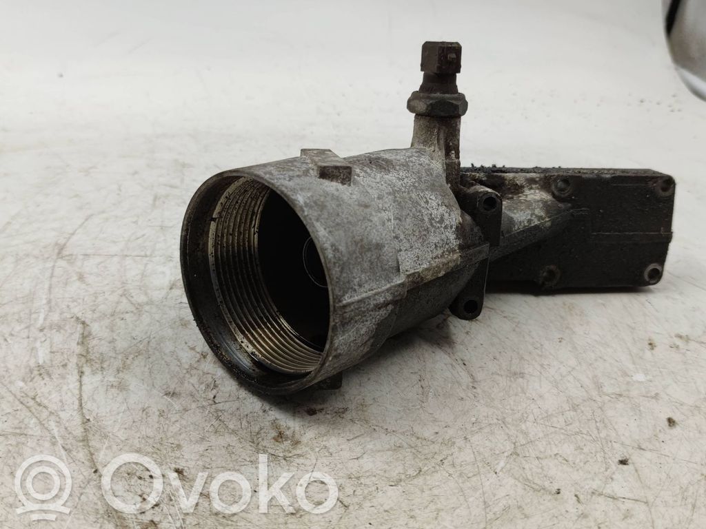 BMW 3 E46 Oil filter mounting bracket 