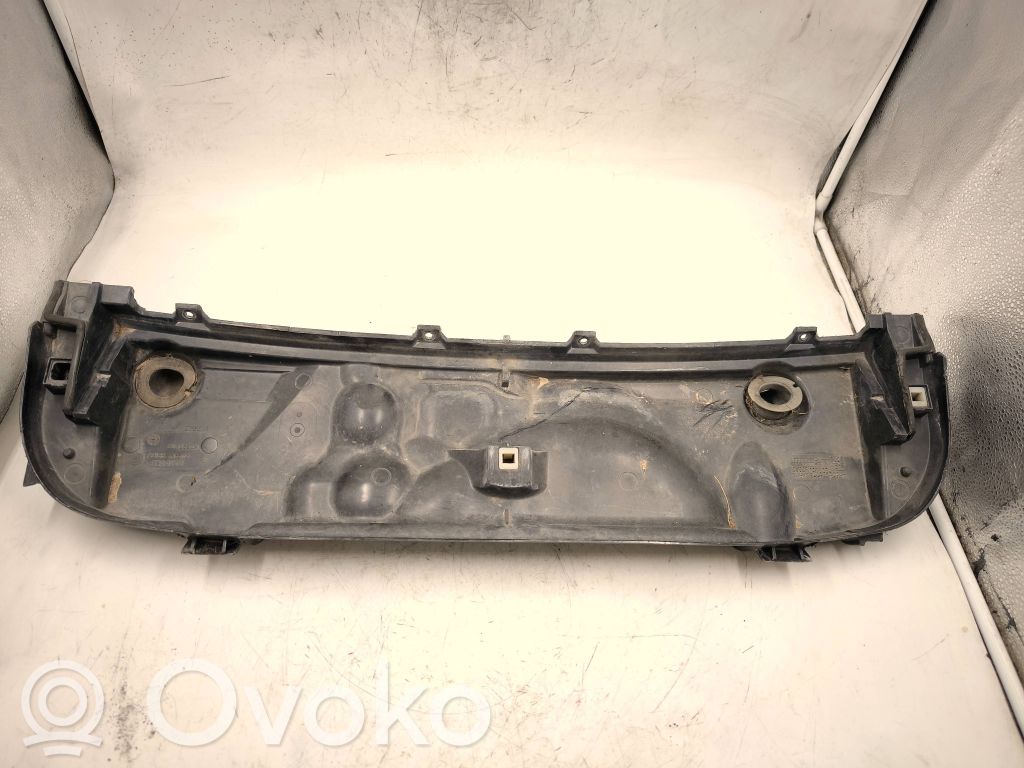 BMW 3 E46 Kita variklio skyriaus detalė 