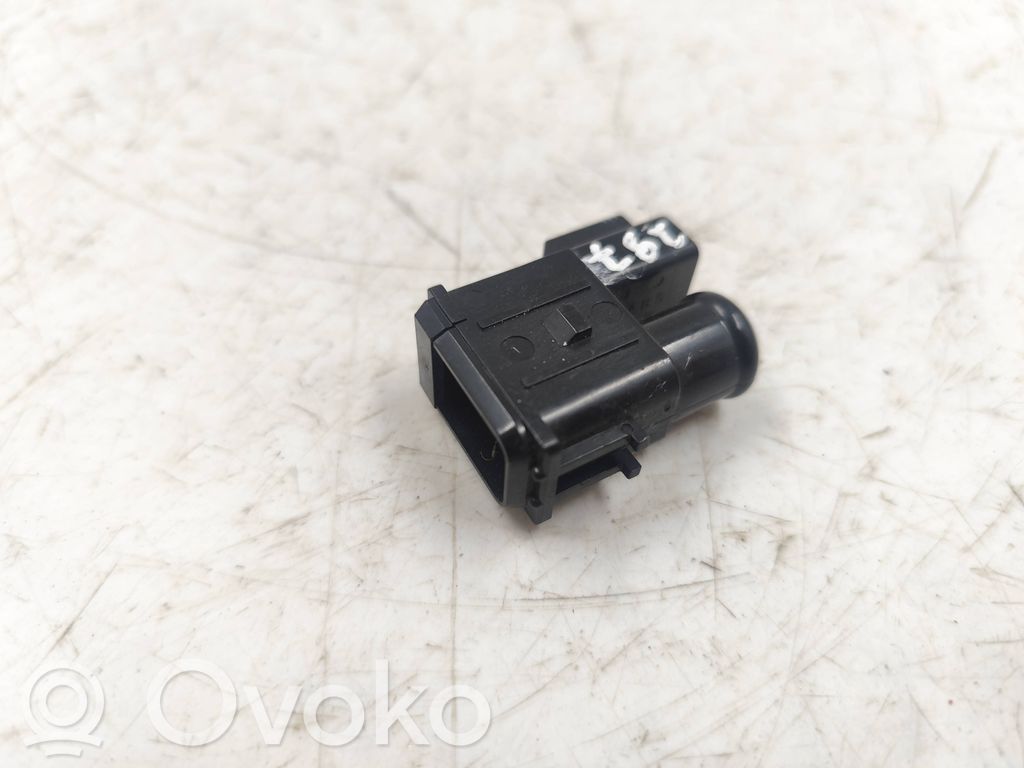 Subaru Legacy Interior temperature sensor 