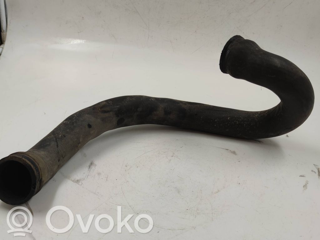 Engine coolant pipe/hose