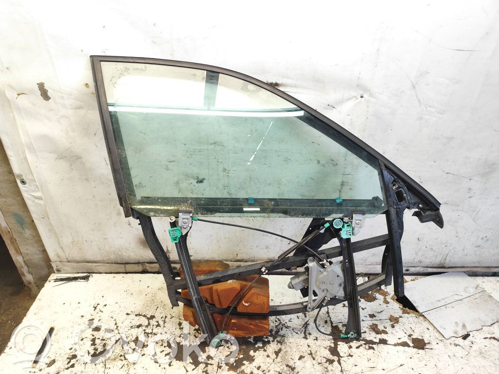 Audi A4 S4 B5 8D Regulador de puerta delantera con motor 