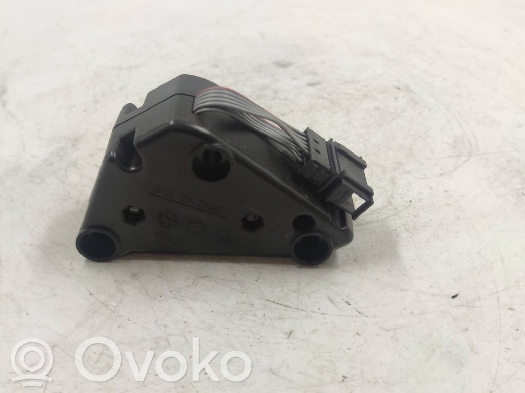 Volkswagen Golf V Amplificateur de son 