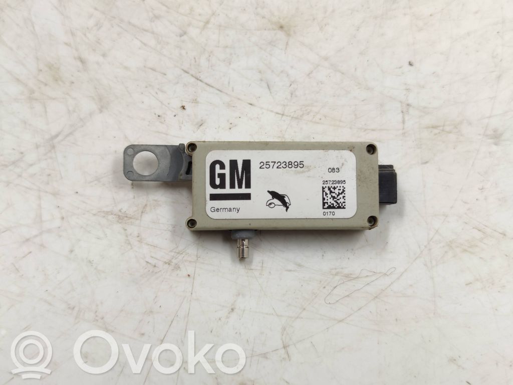 Cadillac CTS Antenos stiprintuvas 