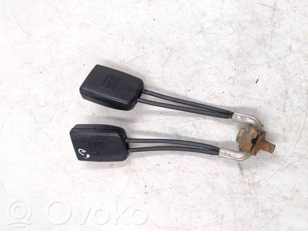Audi 80 90 B2 Bridă fixare centură de siguranță spate 