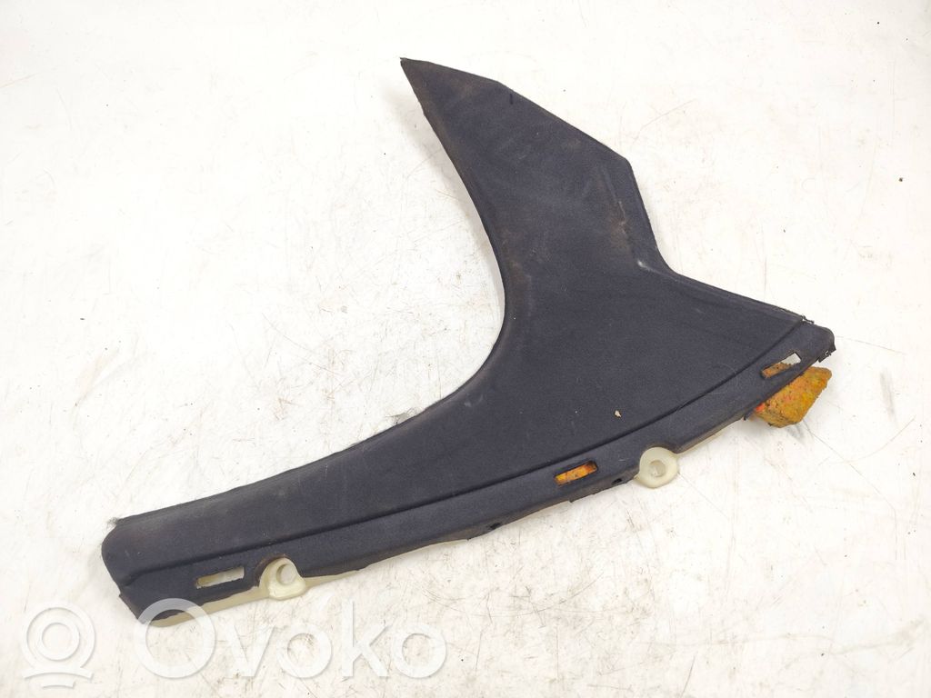 (C) pillar trim   7027091
