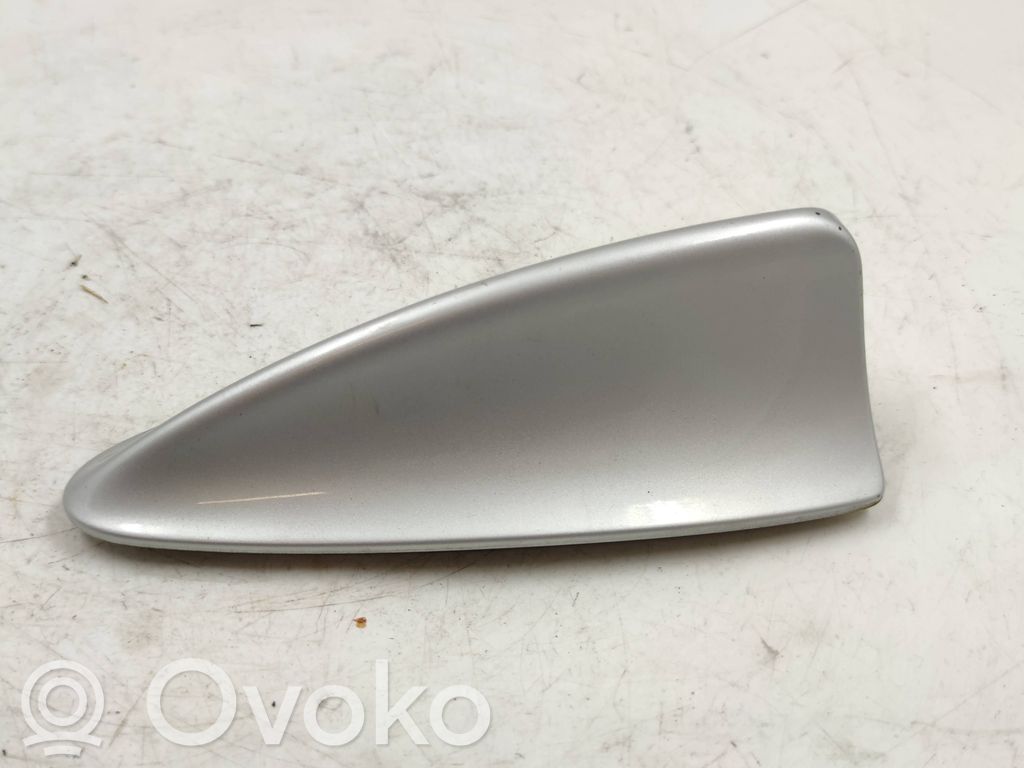 BMW 5 E60 E61 Stogo (GPS) antenos dangtelis 
