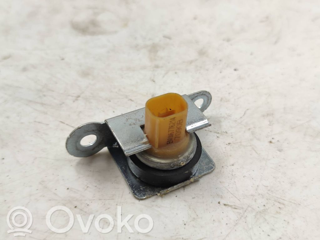Acceleration sensor   6776214,7090B