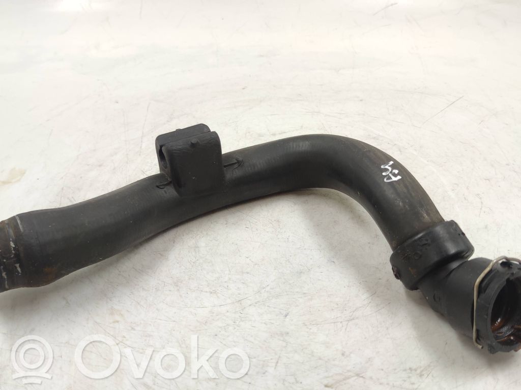 Audi A4 S4 B5 8D Engine coolant pipe/hose 