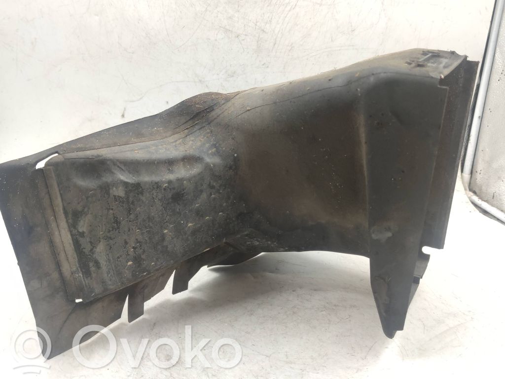 Audi A4 S4 B5 8D Kanał powietrza hamulca 