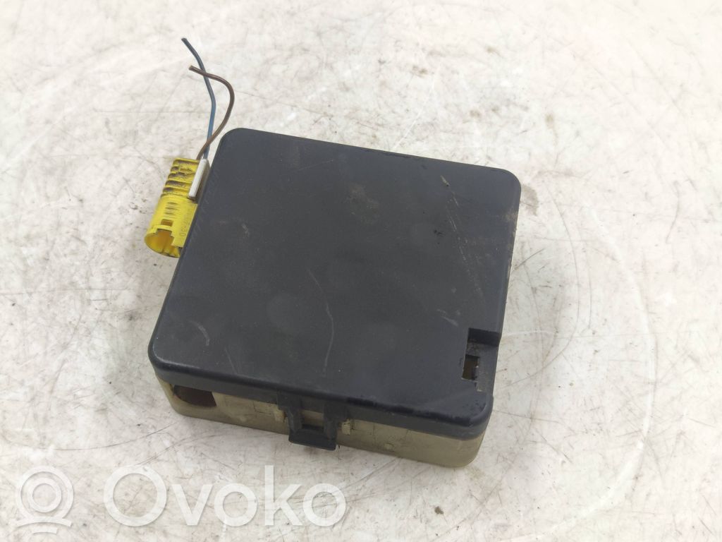 BMW 3 E46 Fuse module 