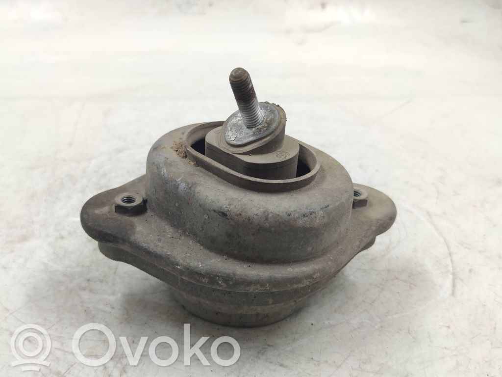 BMW 3 E46 Engine mount bracket 