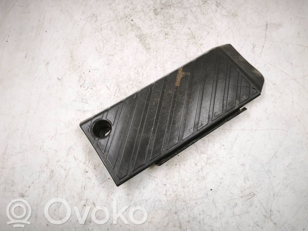 Jalkatuki   8D1864777