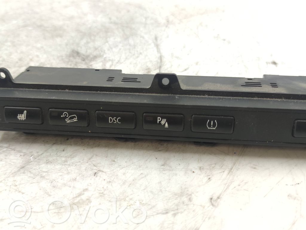 BMW X3 E83 A set of switches 