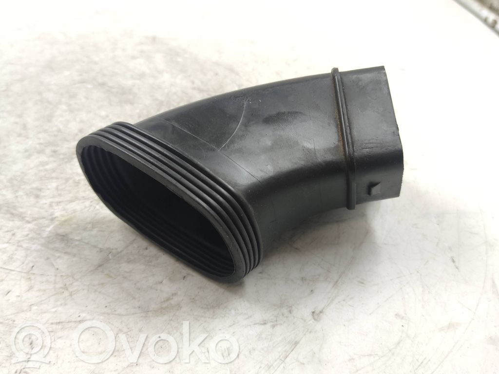 BMW X3 E83 Parte del condotto di aspirazione dell'aria 