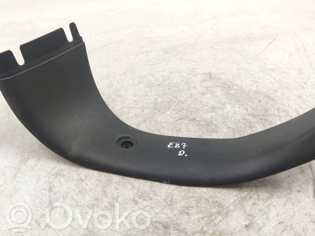 BMW 1 E81 E87 Tailgate/trunk side cover trim 