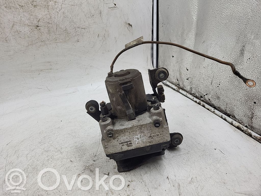 Audi A4 S4 B5 8D ABS bloks 