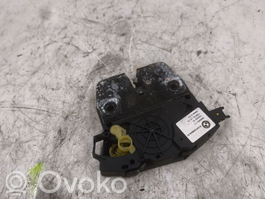 BMW 3 E90 E91 Spyna galinio dangčio 
