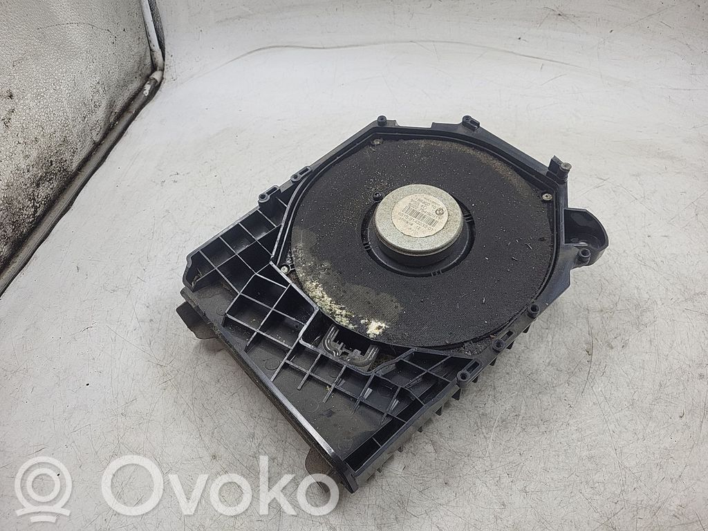 Subwoofer   18820010,902275492914,9143233