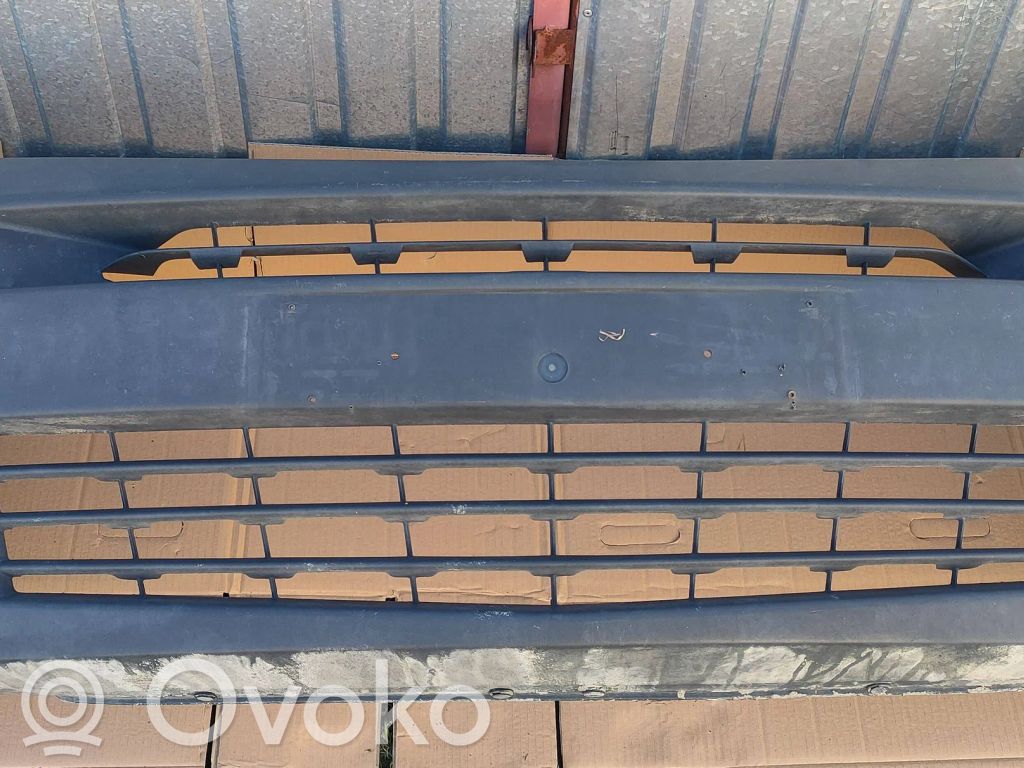 Renault Trafic II (X83) Front bumper 