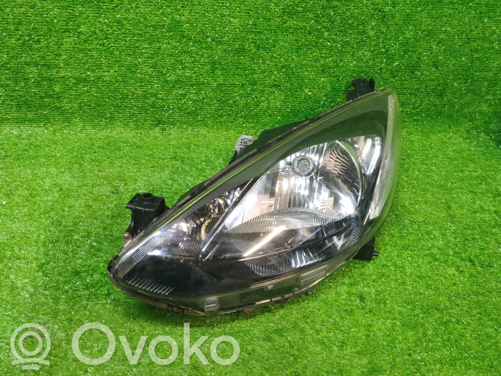 Mazda 2 Headlight/headlamp 