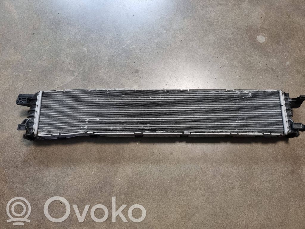 Audi A4 S4 B8 8K Interkūlerio radiatorius 