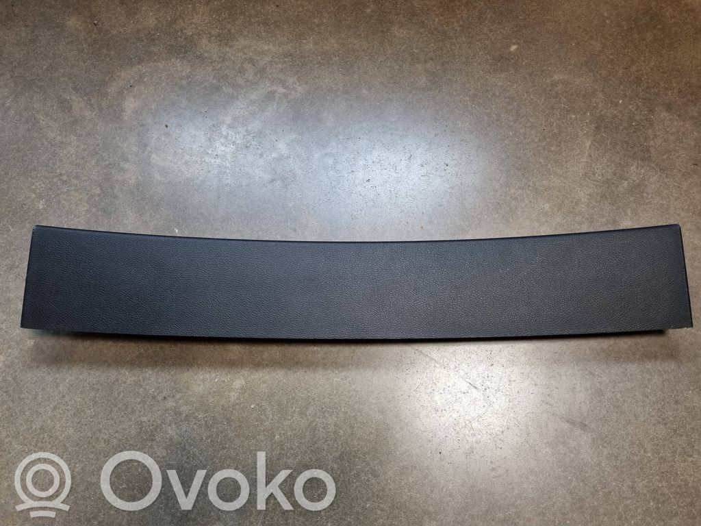 Tailgate trim   5RJ24TRMAD,5RJ24DX9AD,KR577114,5295050,65620K
