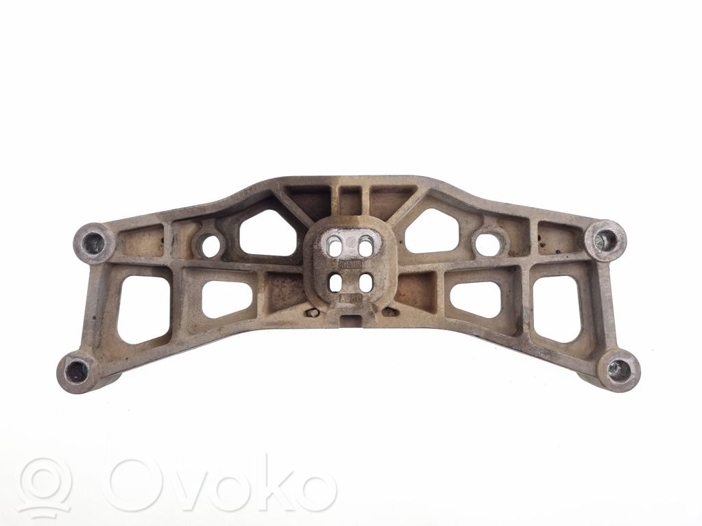 Dodge Challenger Gearbox mounting bracket 