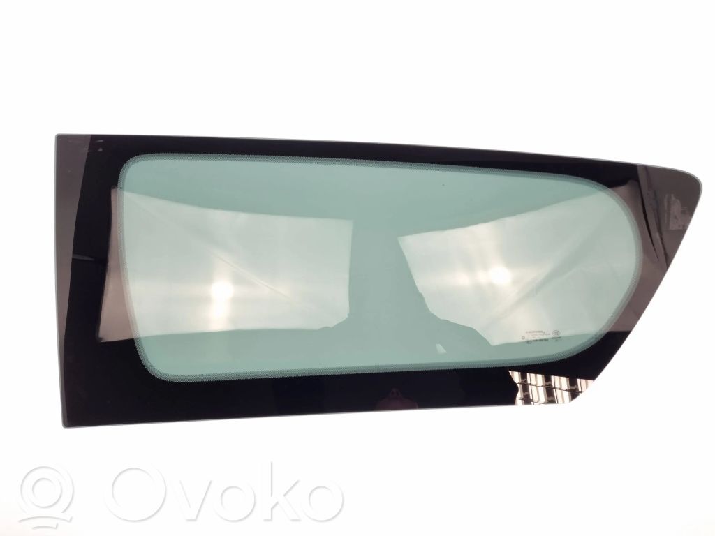 Chrysler Pacifica Rear side window 