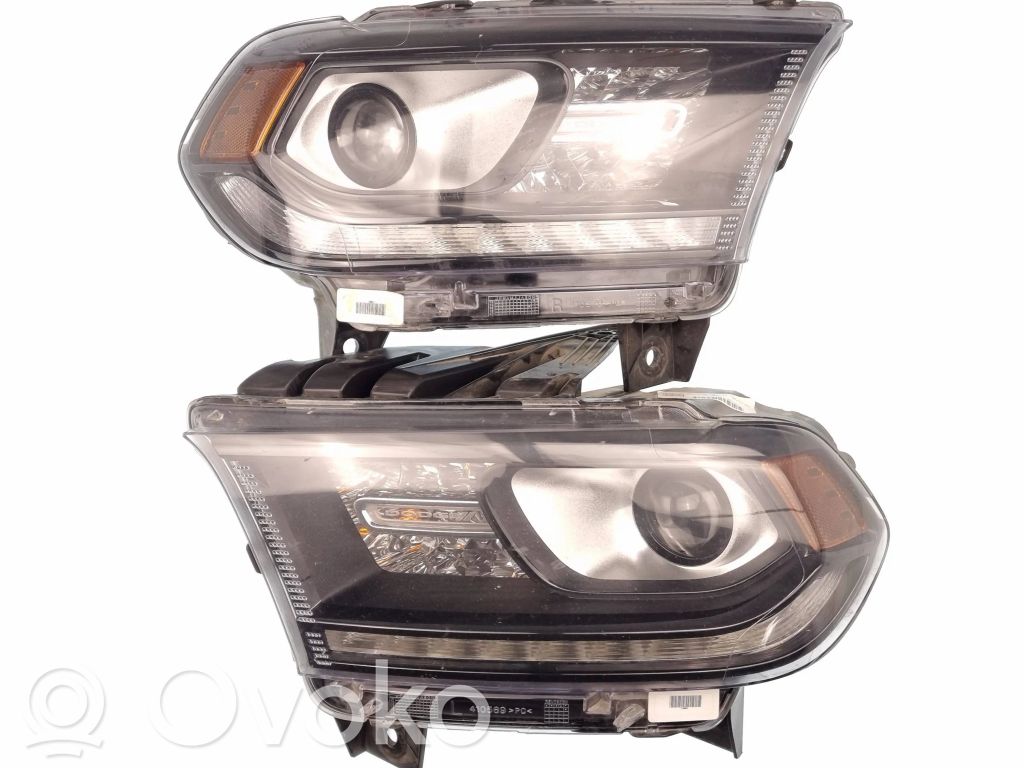Dodge Durango Headlights/headlamps set 
