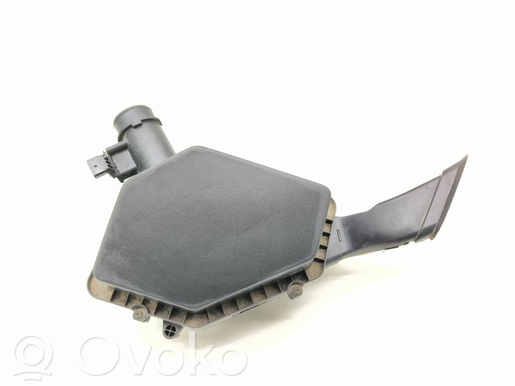 Chevrolet Volt II Air filter box 