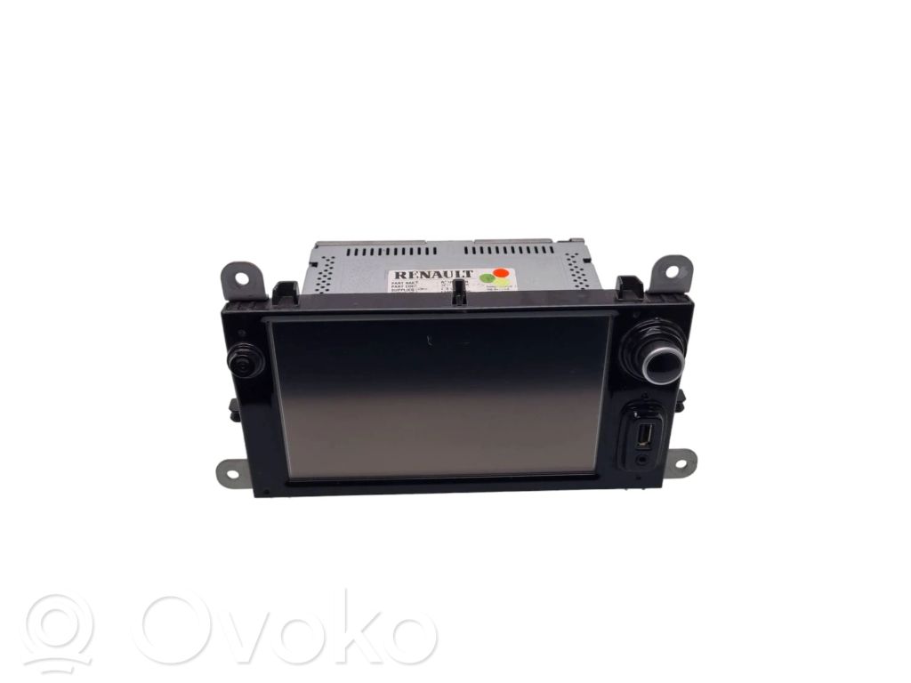 Renault Clio IV Radio/CD/DVD/GPS head unit 