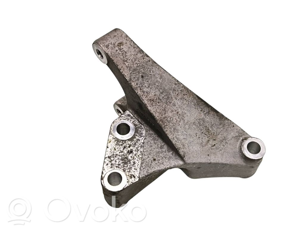 Engine mounting bracket   545275919,55567043