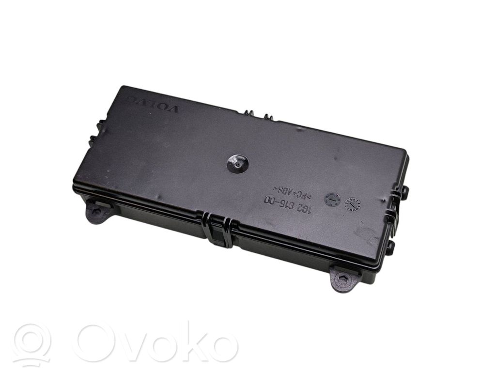 Volvo XC90 Fan control module 