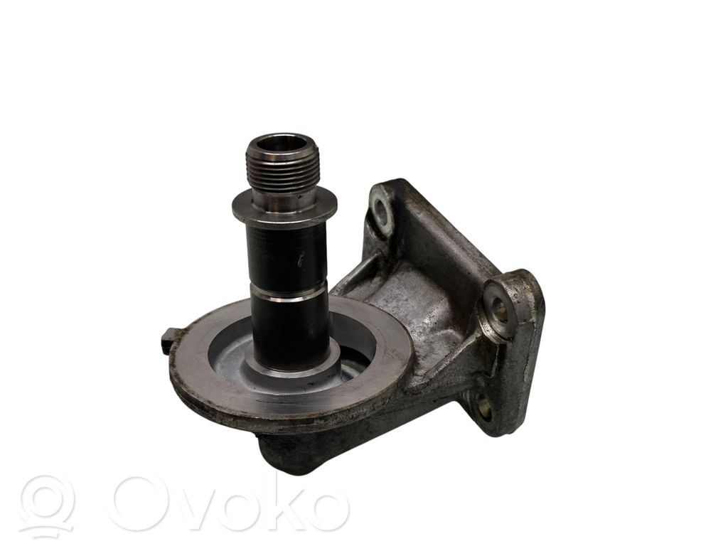 Jeep Cherokee Oil filter mounting bracket 