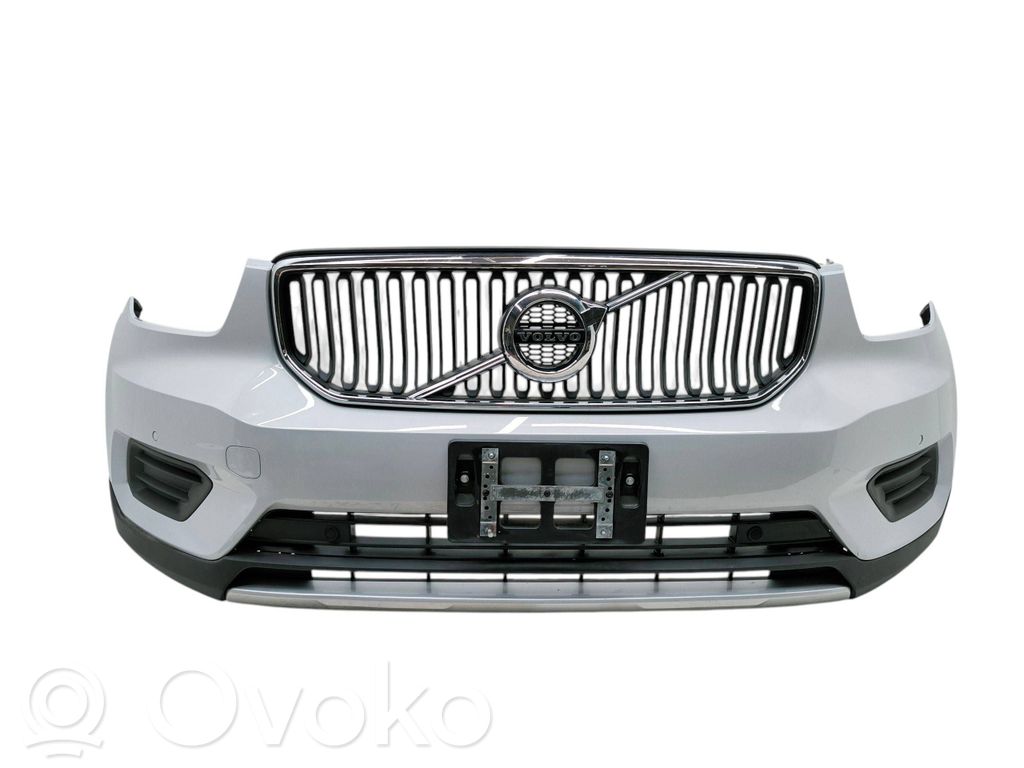 Volvo XC40 Front bumper 