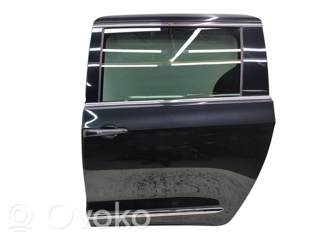 Side sliding door
