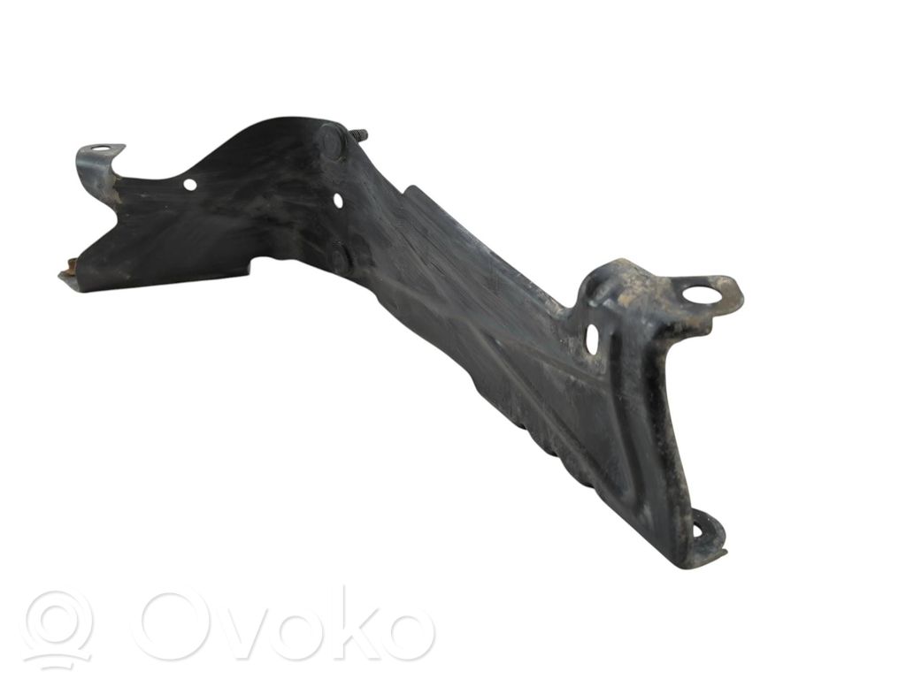 Ram 1500 DT Uchwyt / Mocowanie zderzaka tylnego 