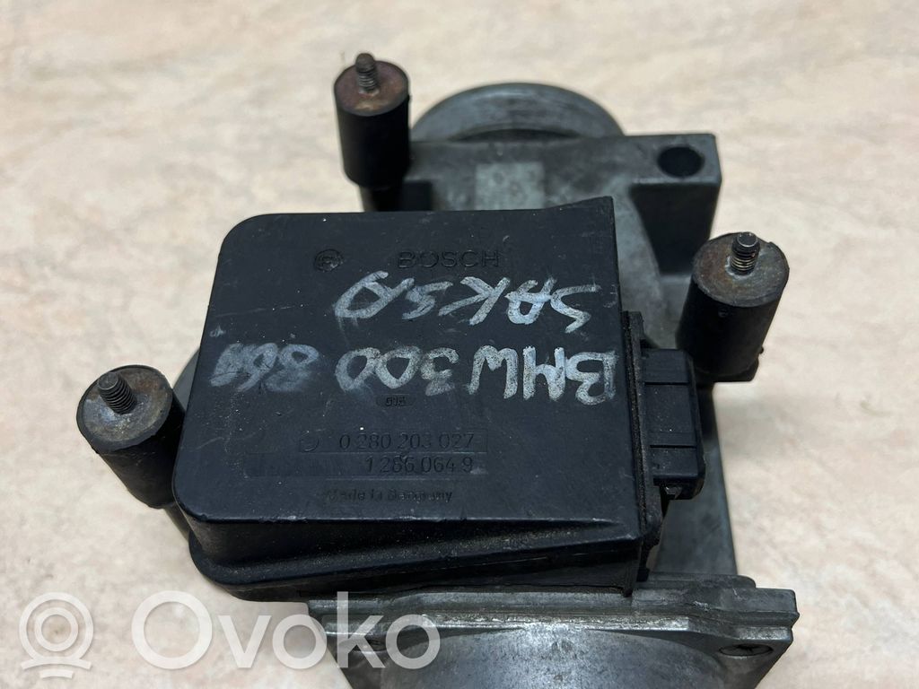 BMW 3 E30 Ilmamassan virtausanturi 