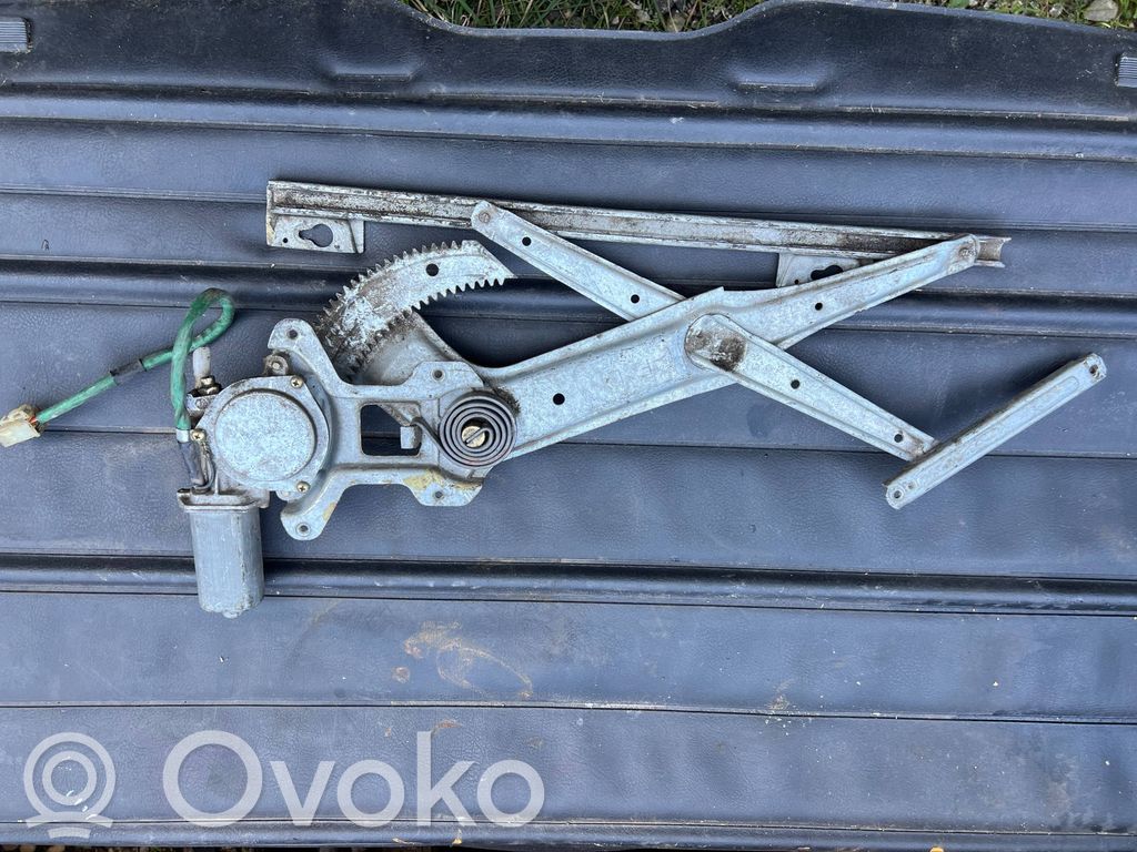 Honda Legend Regulador de puerta delantera con motor 